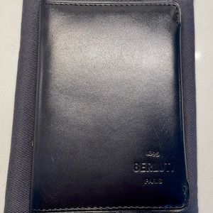 Jugua leather card holder wallet, black/grey color, never used, in bag and box.